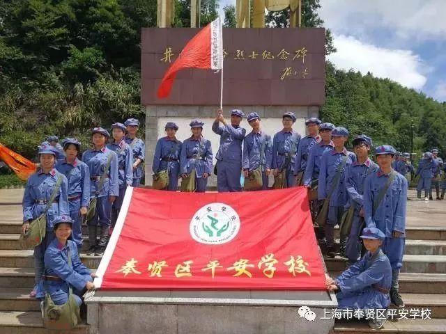 甘肃天祝坐飞机到重庆到那里比较方便？